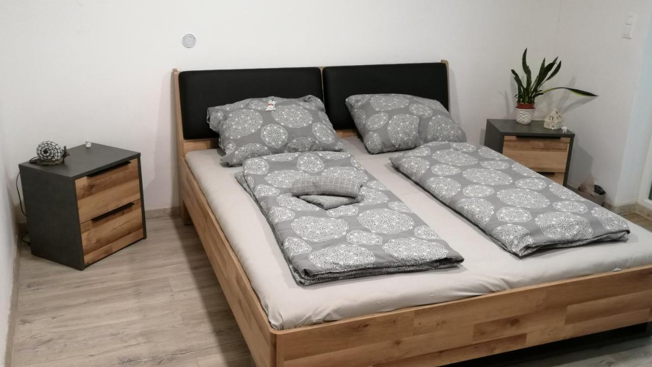 Újkapu Sunshine Apartments Győr Extérieur photo