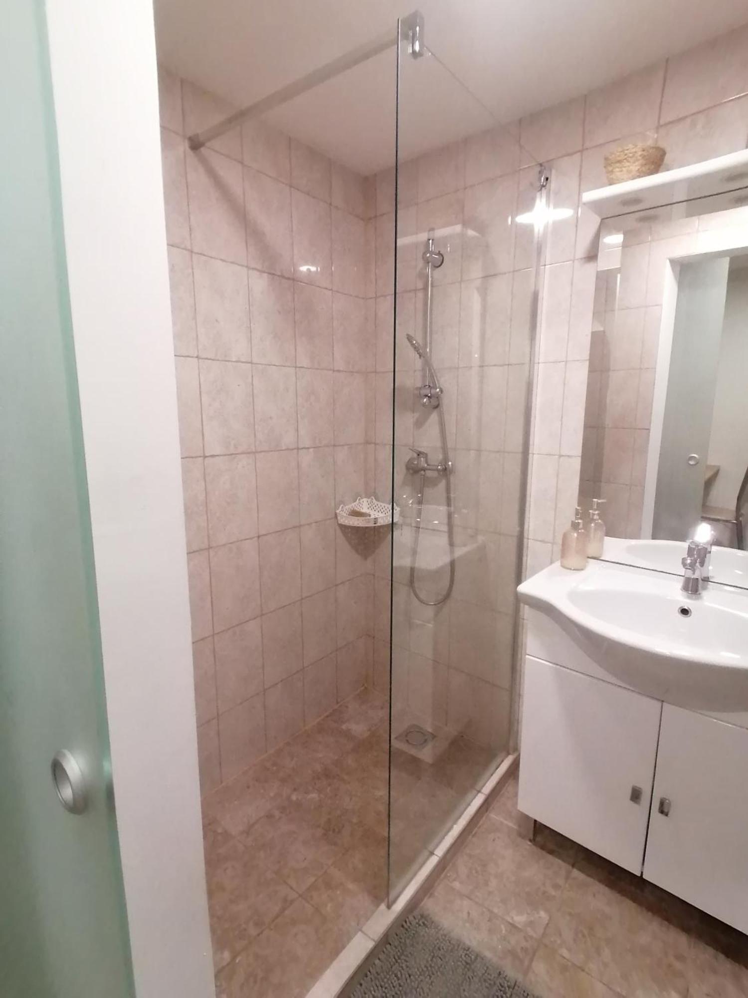 Újkapu Sunshine Apartments Győr Chambre photo
